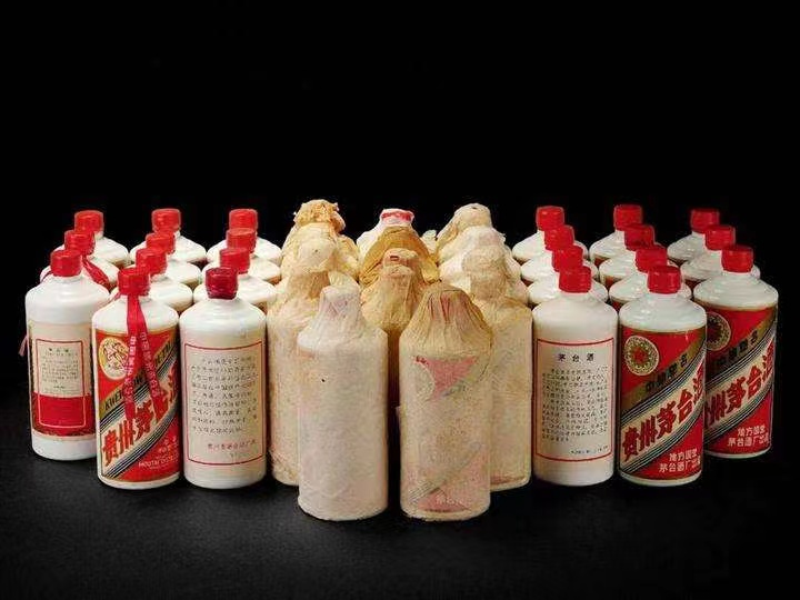 华州日照岚山回收酒价格哪里回收(附近上门回收茅台酒）?